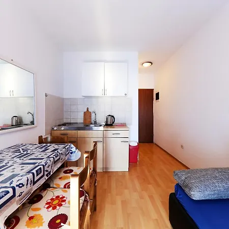 Comfortable In With Sea View 60 M² Zadar